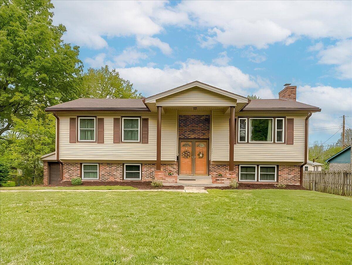 327 Parkwood Place, Frankfort, KY 40601