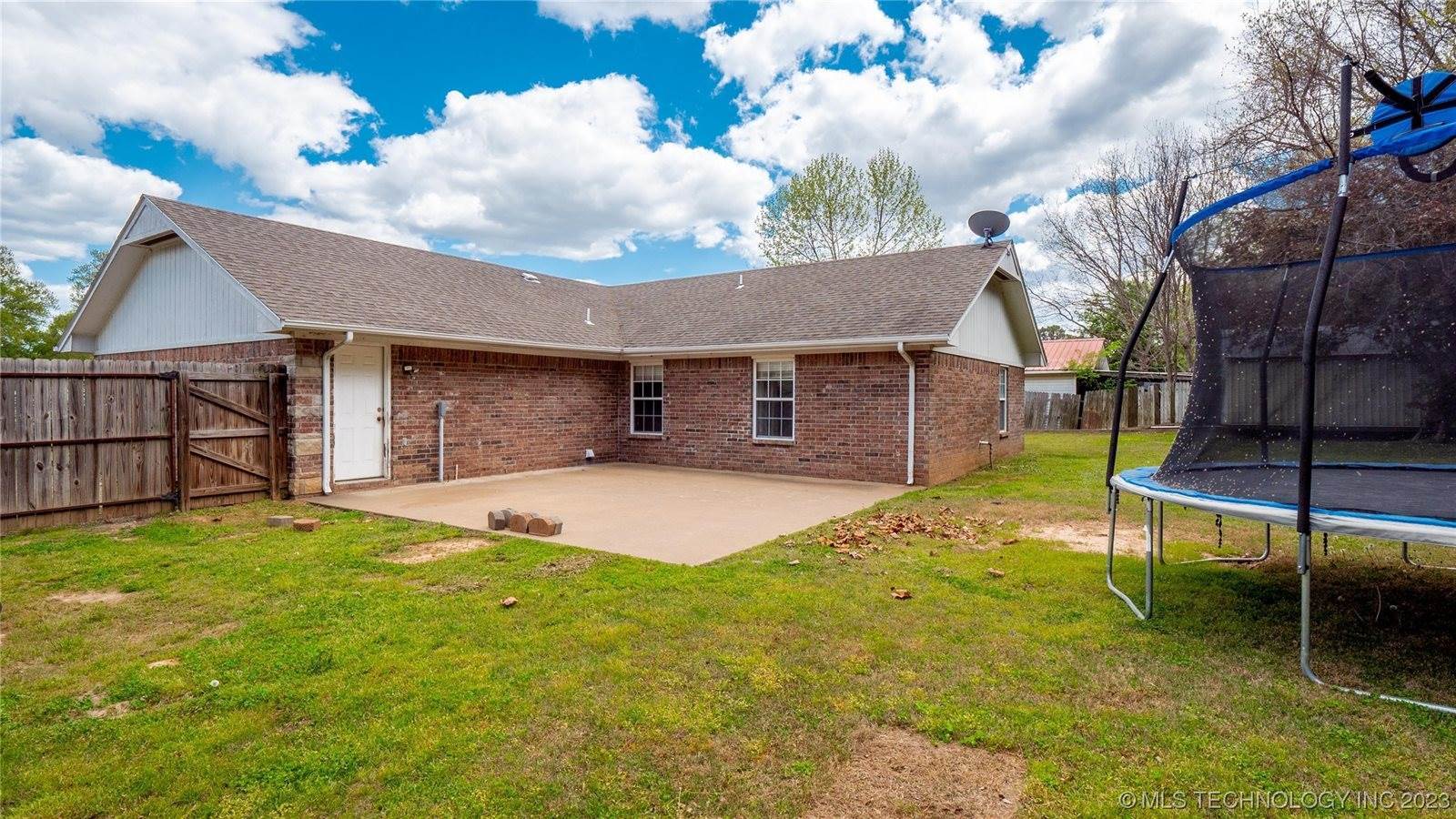 121134 South 4156 Road, Eufaula, OK 74432