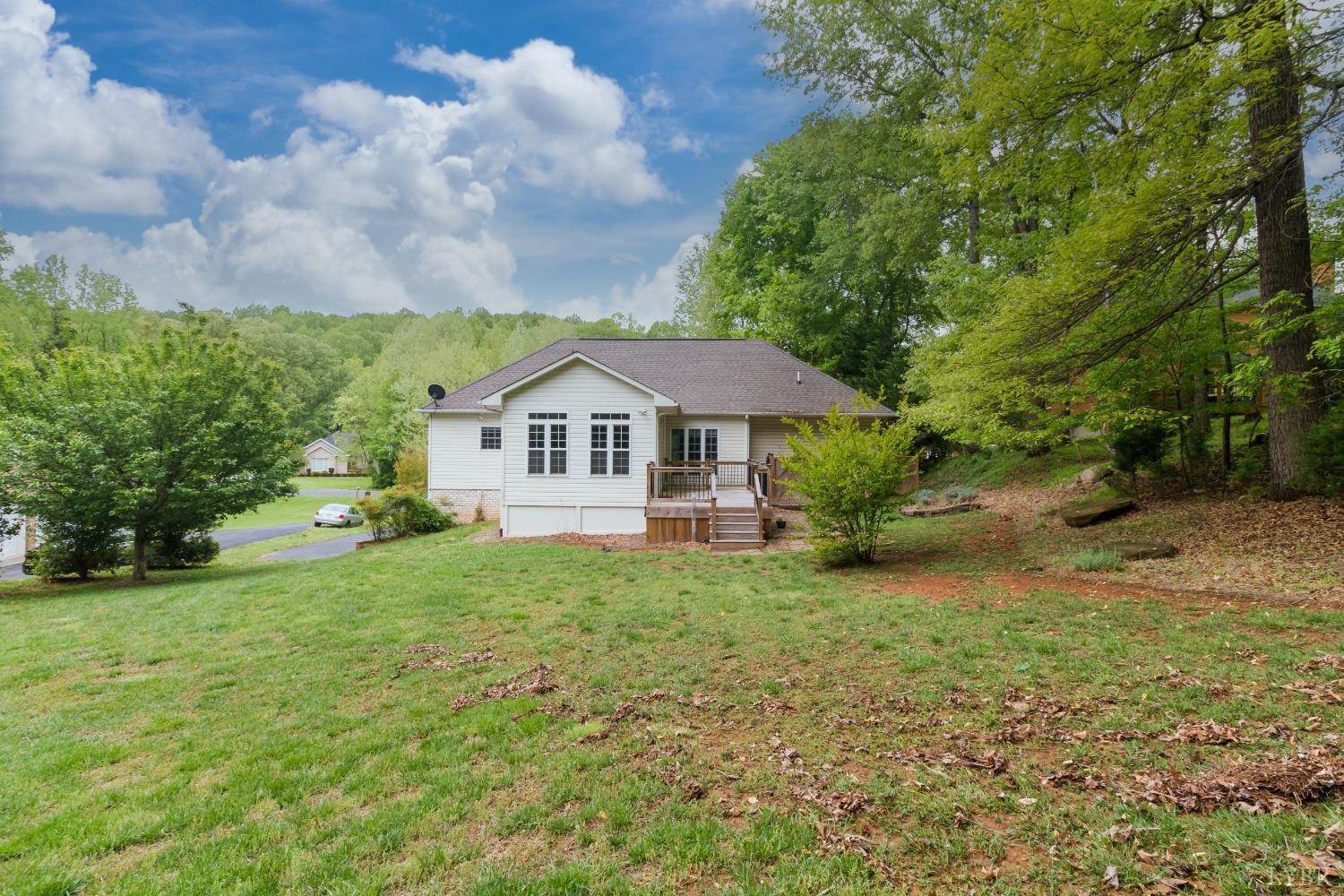 3547 Ridgecroft Drive, Lynchburg, VA 24503