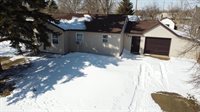 302 5th St N, New Town, ND 58763