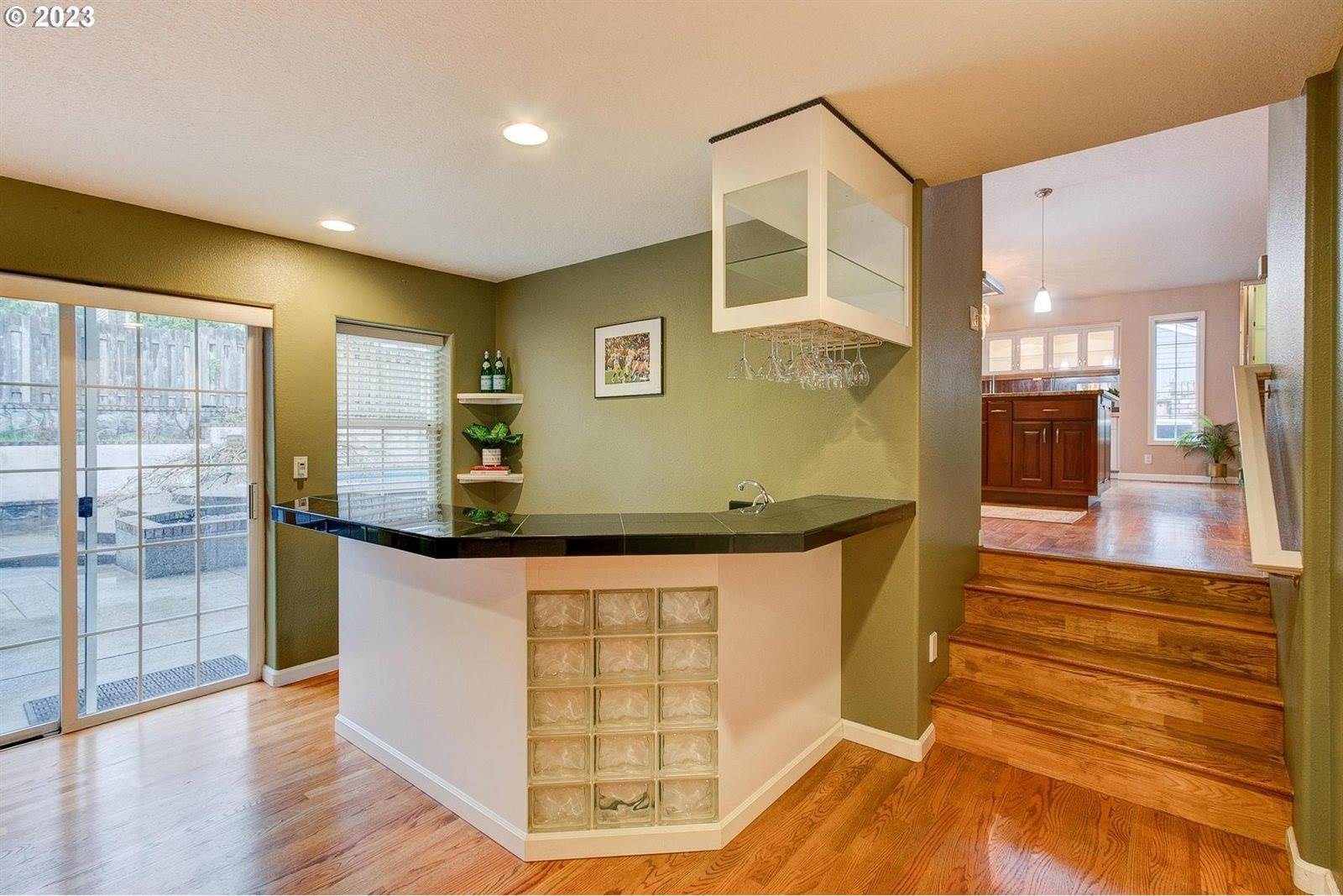 15603 NE Fremont St, Portland, OR 97230