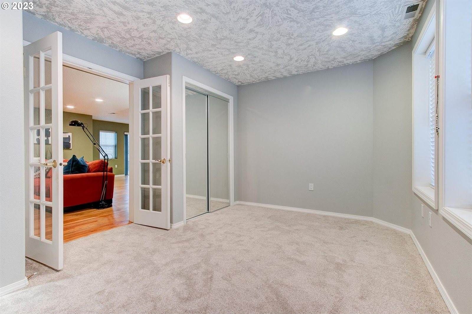 15603 NE Fremont St, Portland, OR 97230