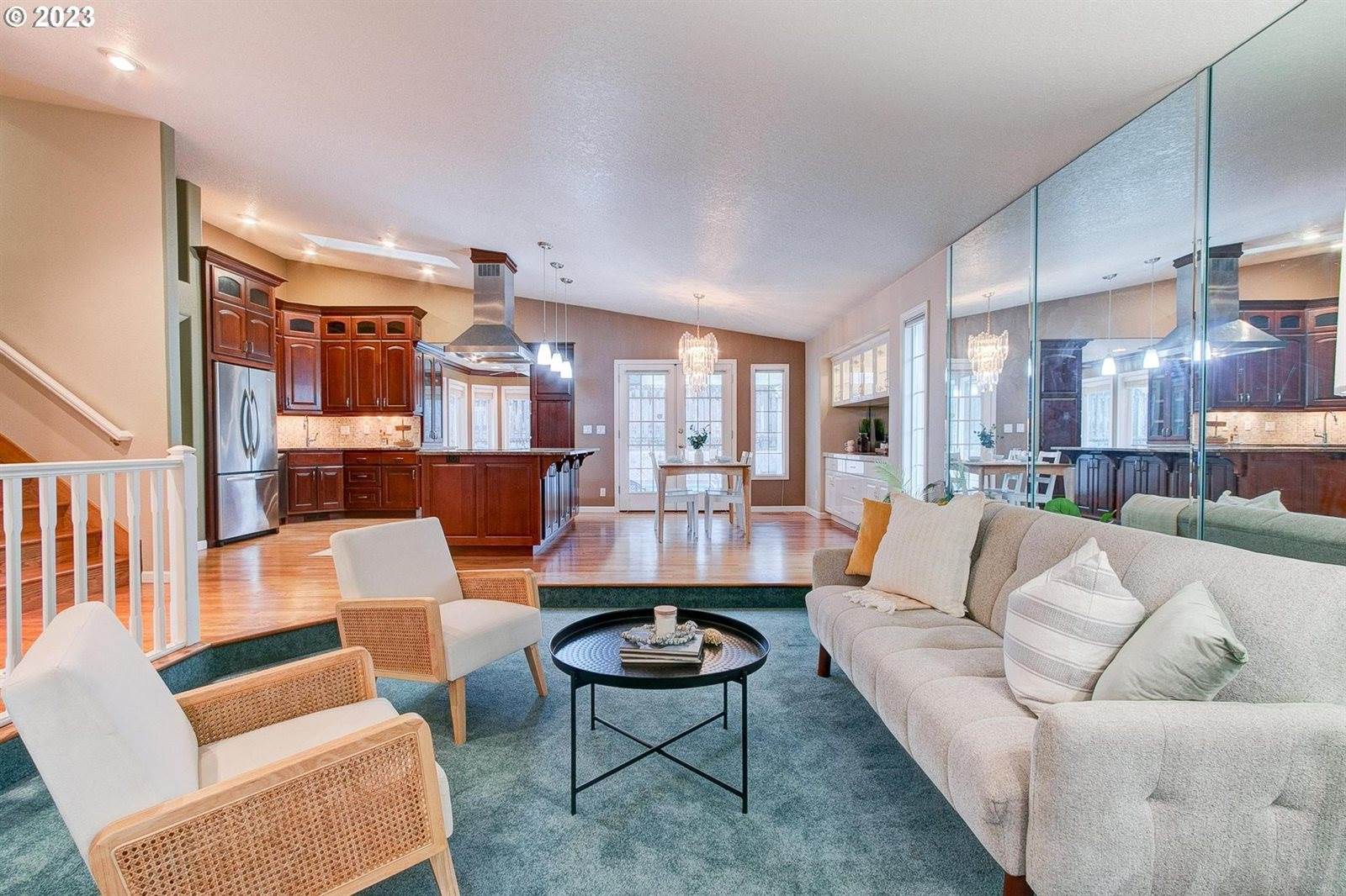 15603 NE Fremont St, Portland, OR 97230