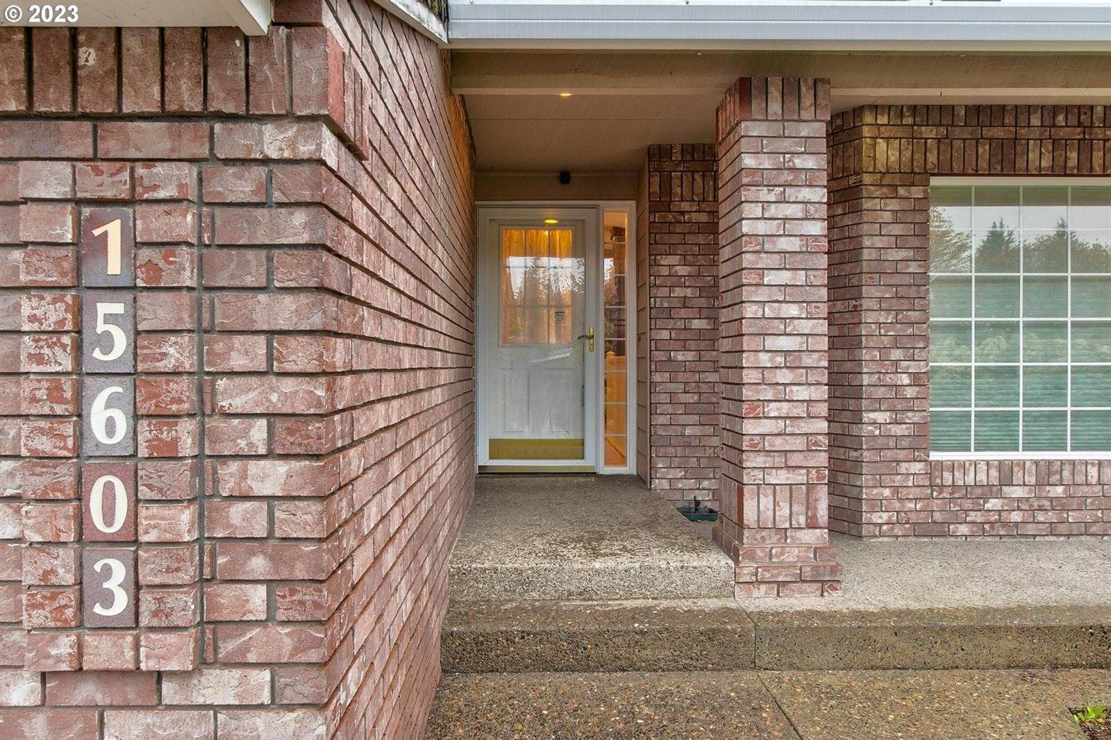 15603 NE Fremont St, Portland, OR 97230