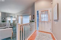 15603 NE Fremont St, Portland, OR 97230