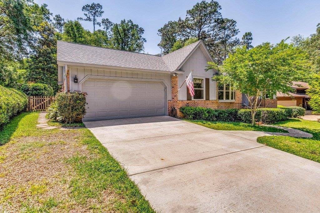 9029 Woodrun Rd, Pensacola, FL 32514