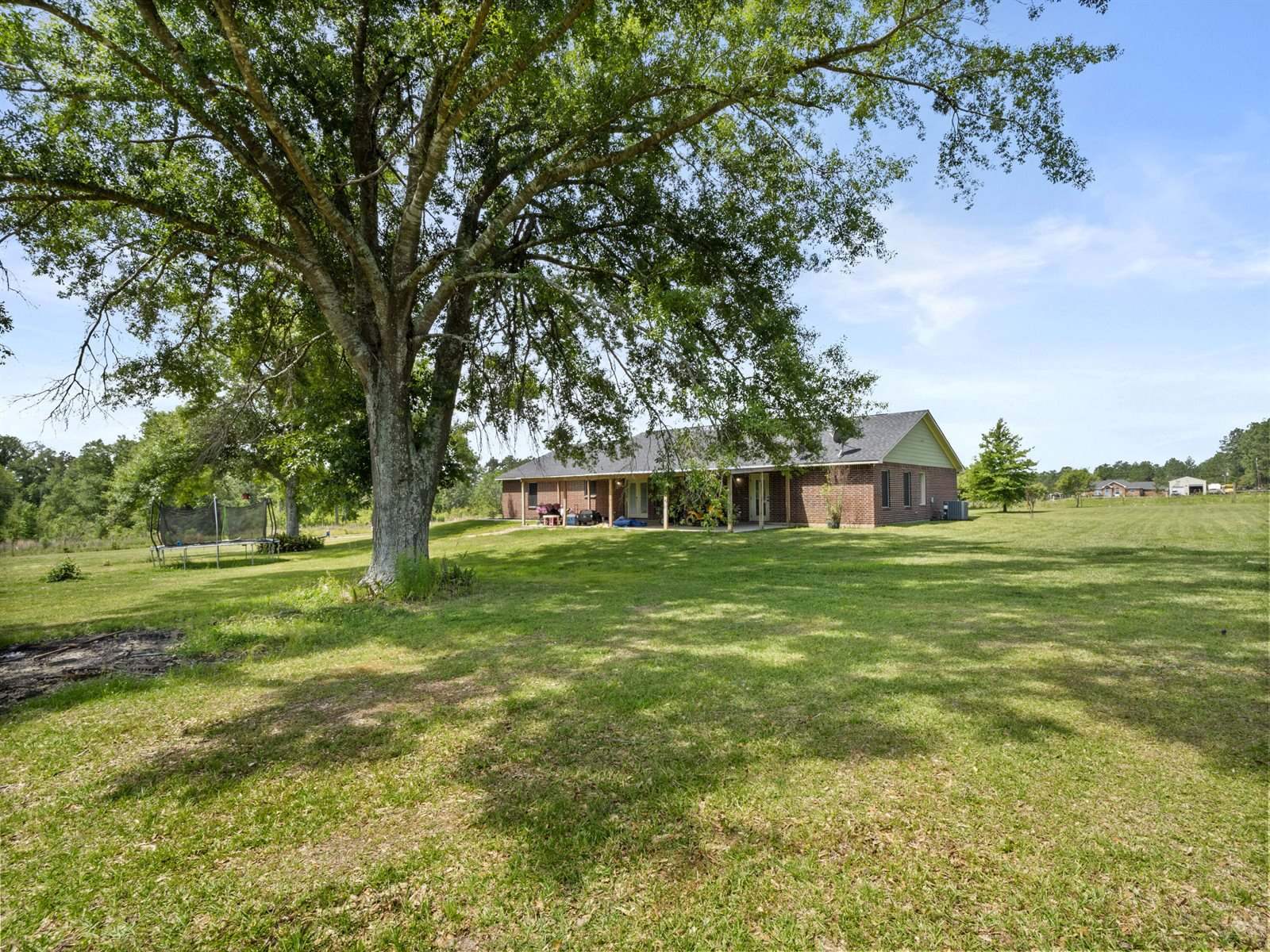 459 N Smokey Cove Rd, Singer, LA 70660