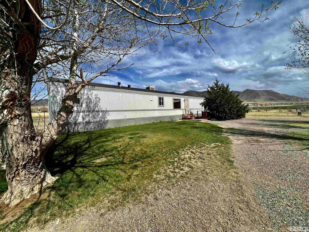 9905 Betty Ln, Winnemucca, NV 89445