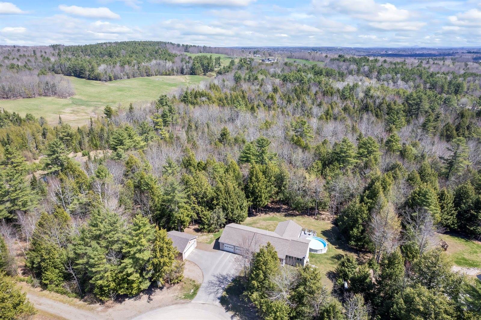 61 Pendleton Drive, Hermon, ME 04401