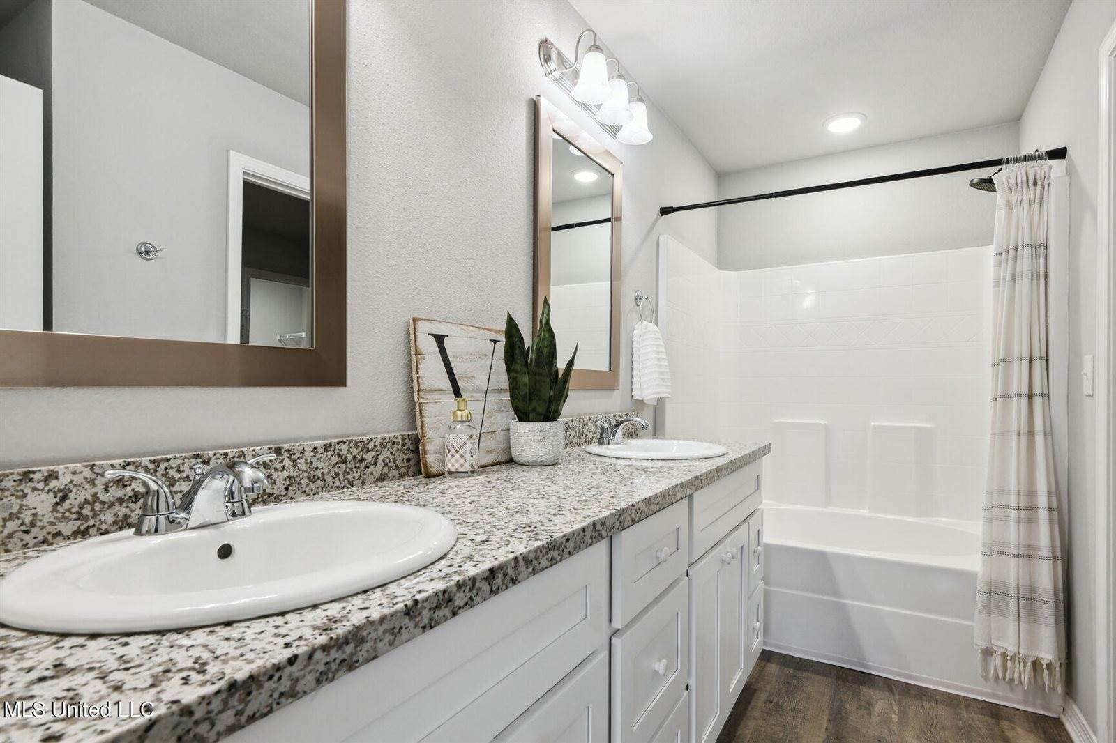 14855 Audubon Lake Boulevard, Gulfport, MS 39503