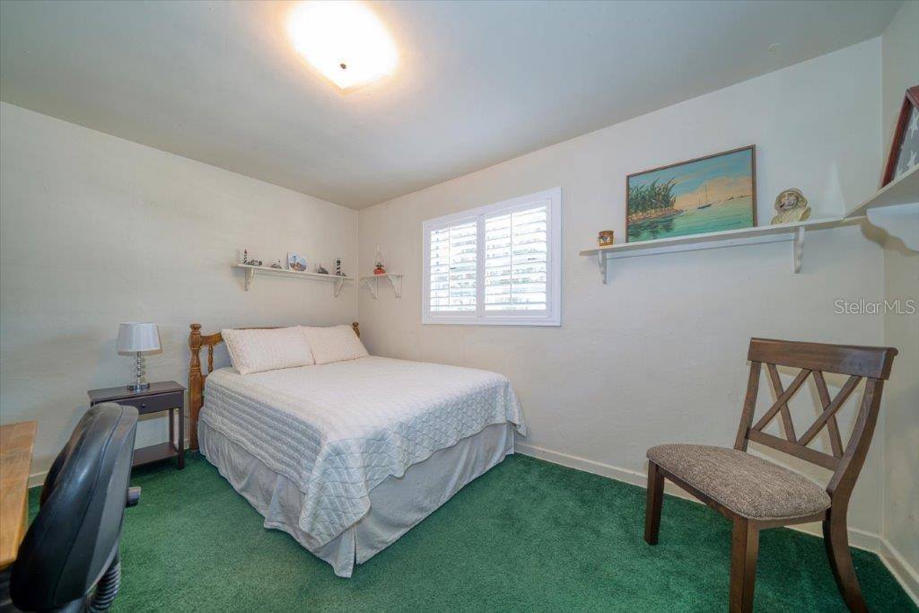 135 48TH Avenue North, Saint Petersburg, FL 33703