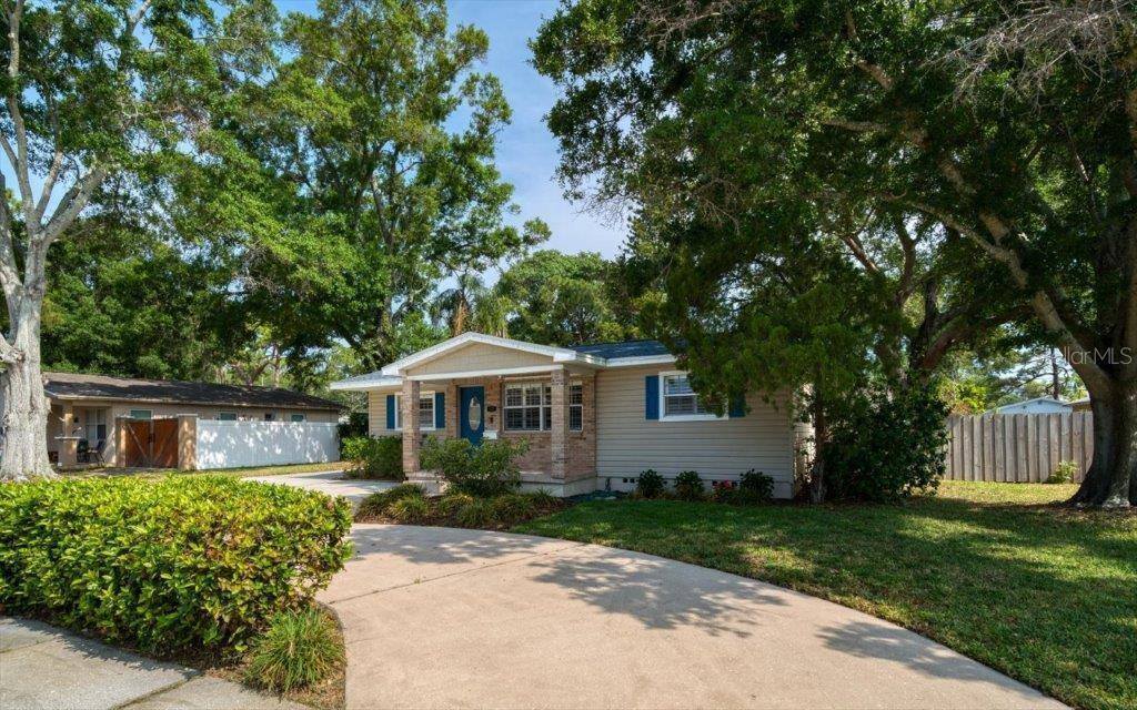 135 48TH Avenue North, Saint Petersburg, FL 33703