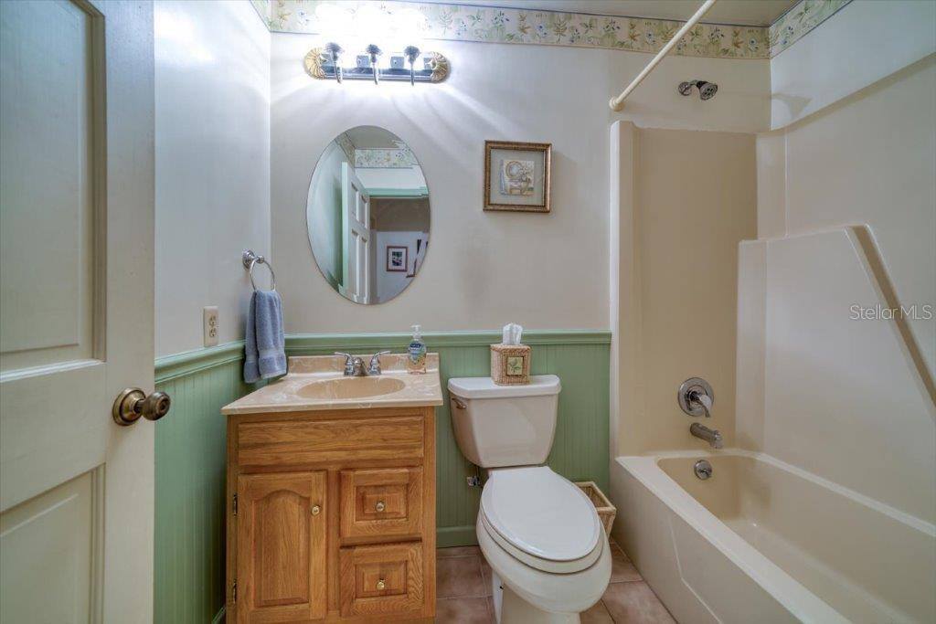 135 48TH Avenue North, Saint Petersburg, FL 33703