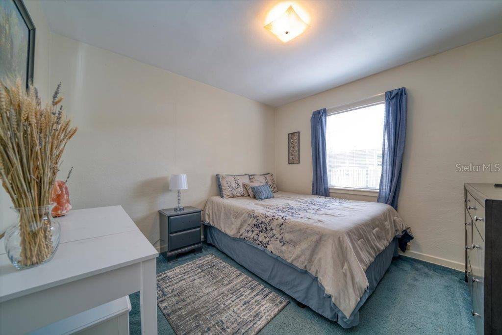 135 48TH Avenue North, Saint Petersburg, FL 33703