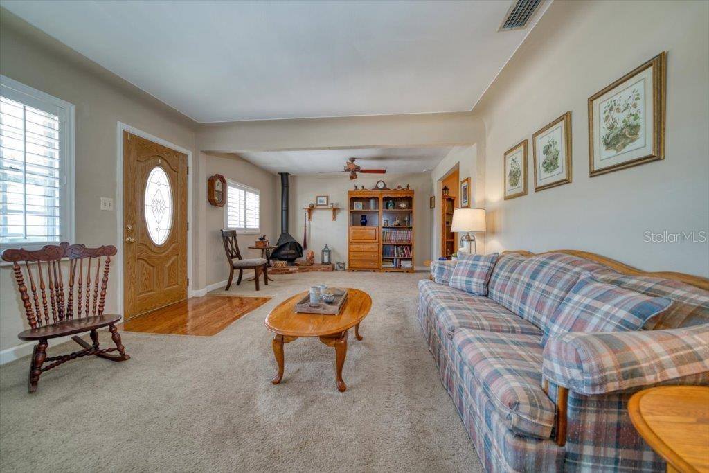 135 48TH Avenue North, Saint Petersburg, FL 33703