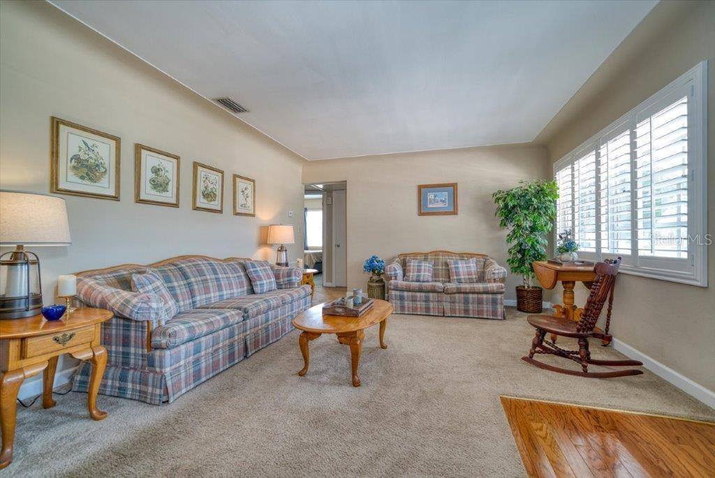 135 48TH Avenue North, Saint Petersburg, FL 33703