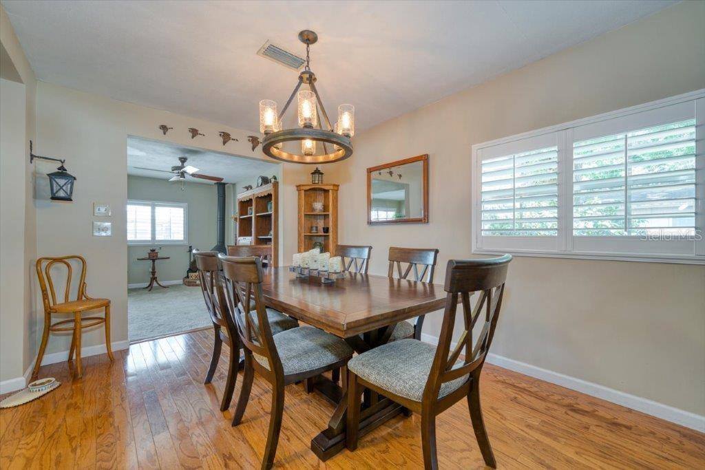 135 48TH Avenue North, Saint Petersburg, FL 33703