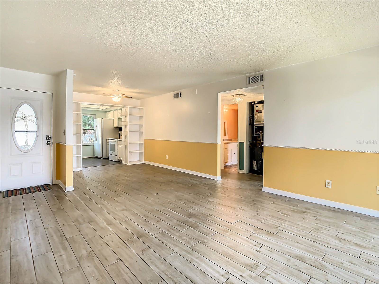 360 Moorings Cove Drive, Tarpon Springs, FL 34689