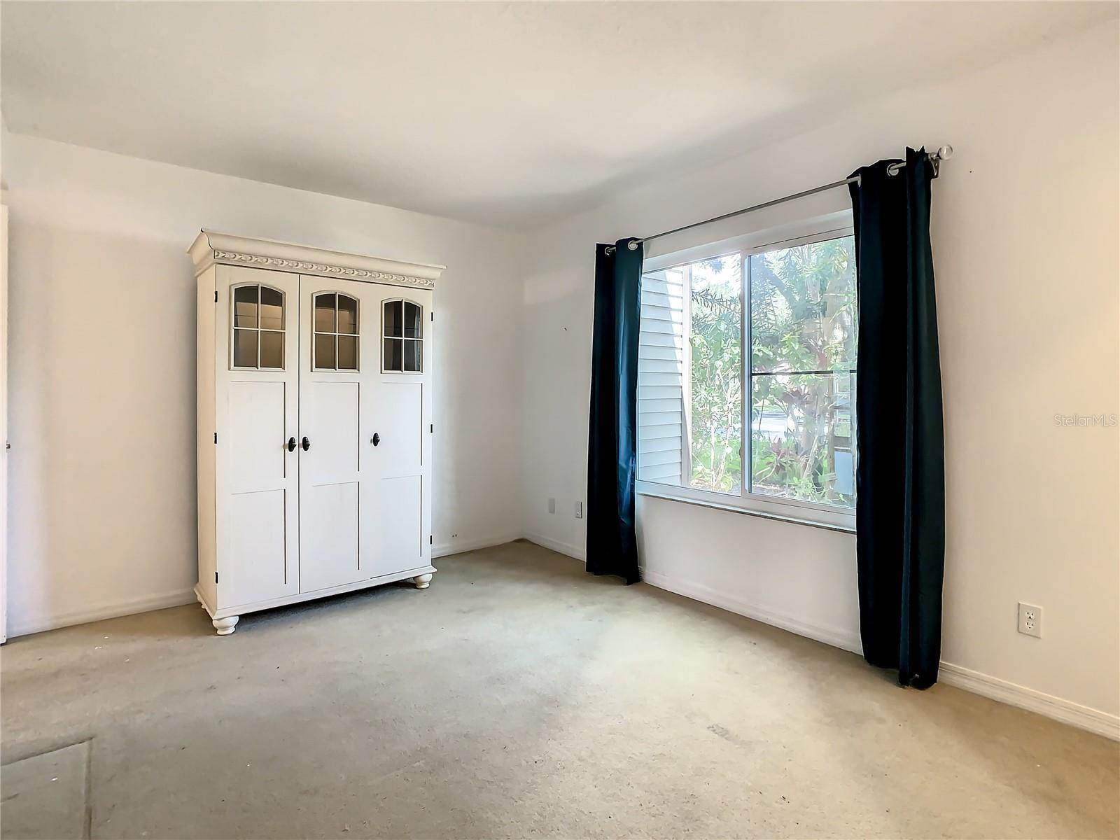 360 Moorings Cove Drive, Tarpon Springs, FL 34689