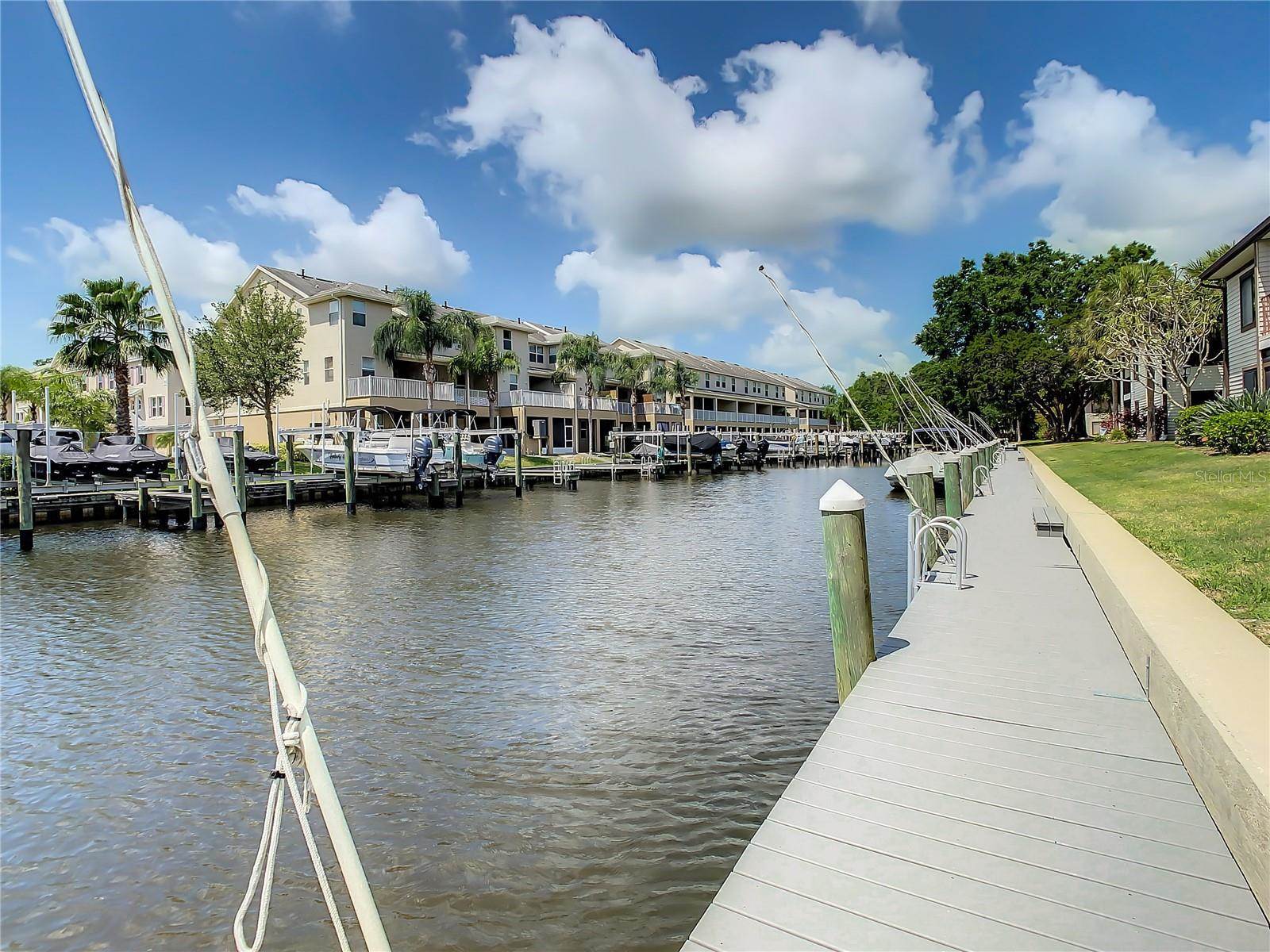 360 Moorings Cove Drive, Tarpon Springs, FL 34689