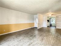 360 Moorings Cove Drive, Tarpon Springs, FL 34689