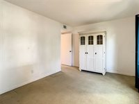 360 Moorings Cove Drive, Tarpon Springs, FL 34689