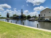 360 Moorings Cove Drive, Tarpon Springs, FL 34689