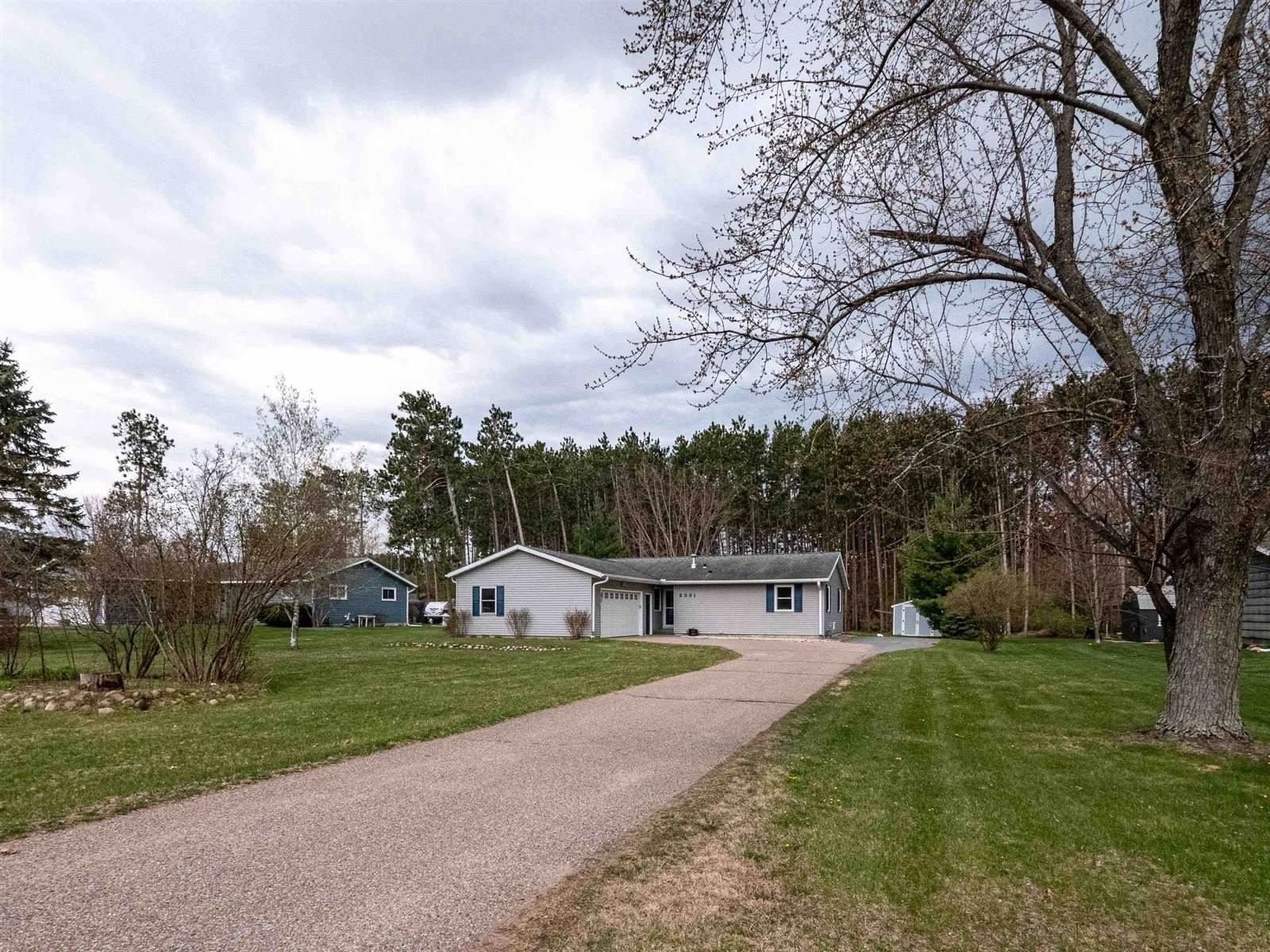 2331 Springville Drive, Plover, WI 54467