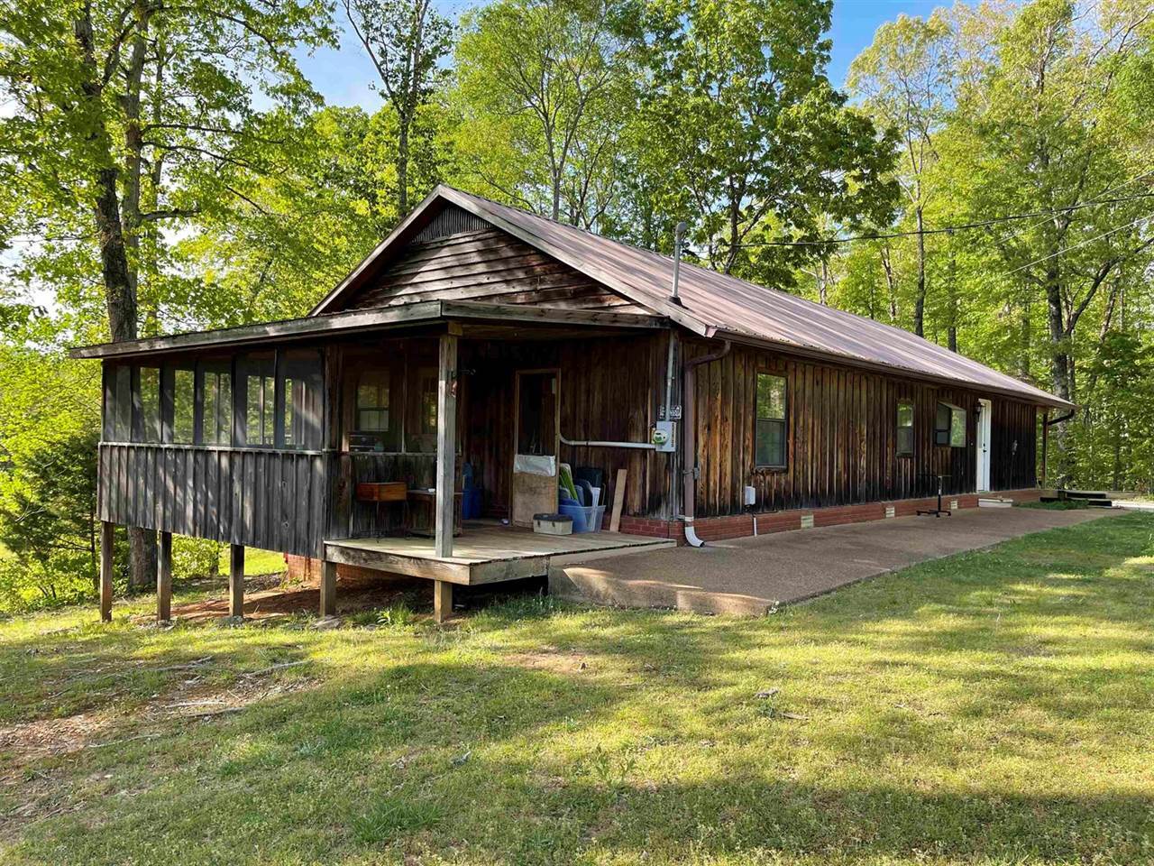 2065 Hughes Rd, Henderson, TN 38340