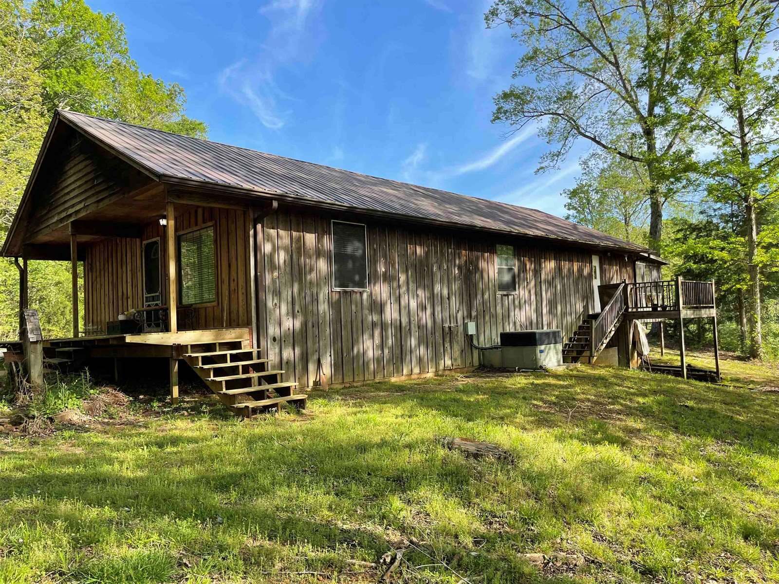 2065 Hughes Rd, Henderson, TN 38340