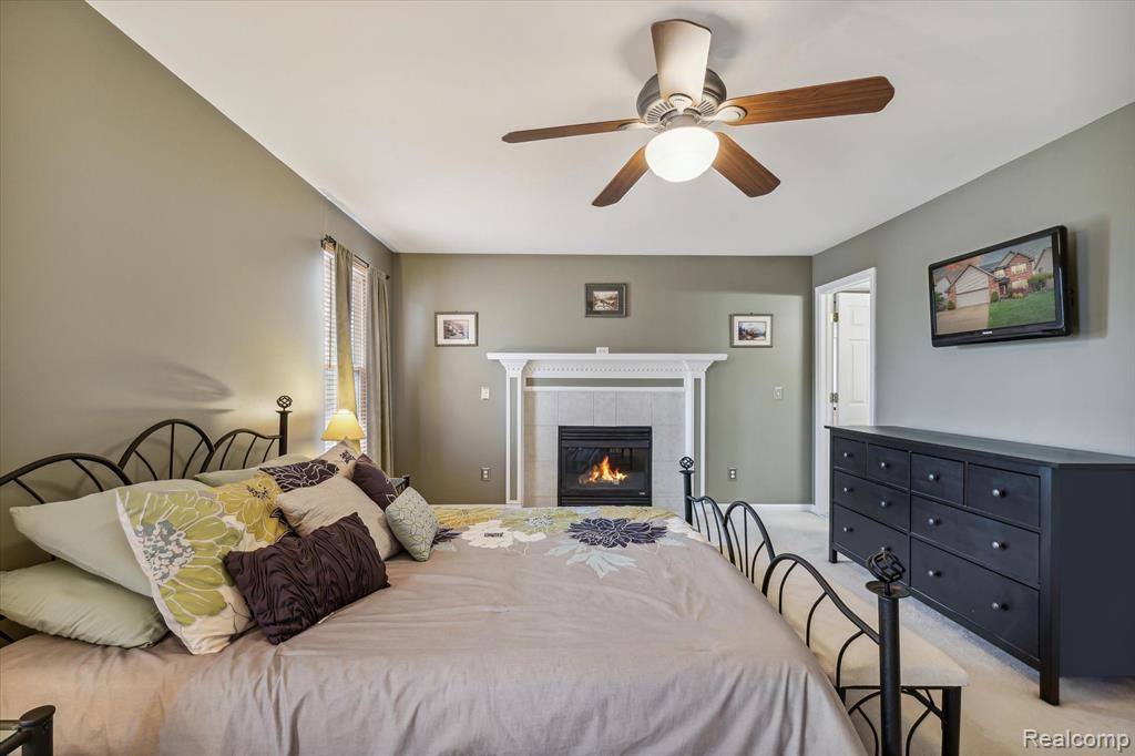 24406 Curt Drive, Brownstown Township, MI 48183