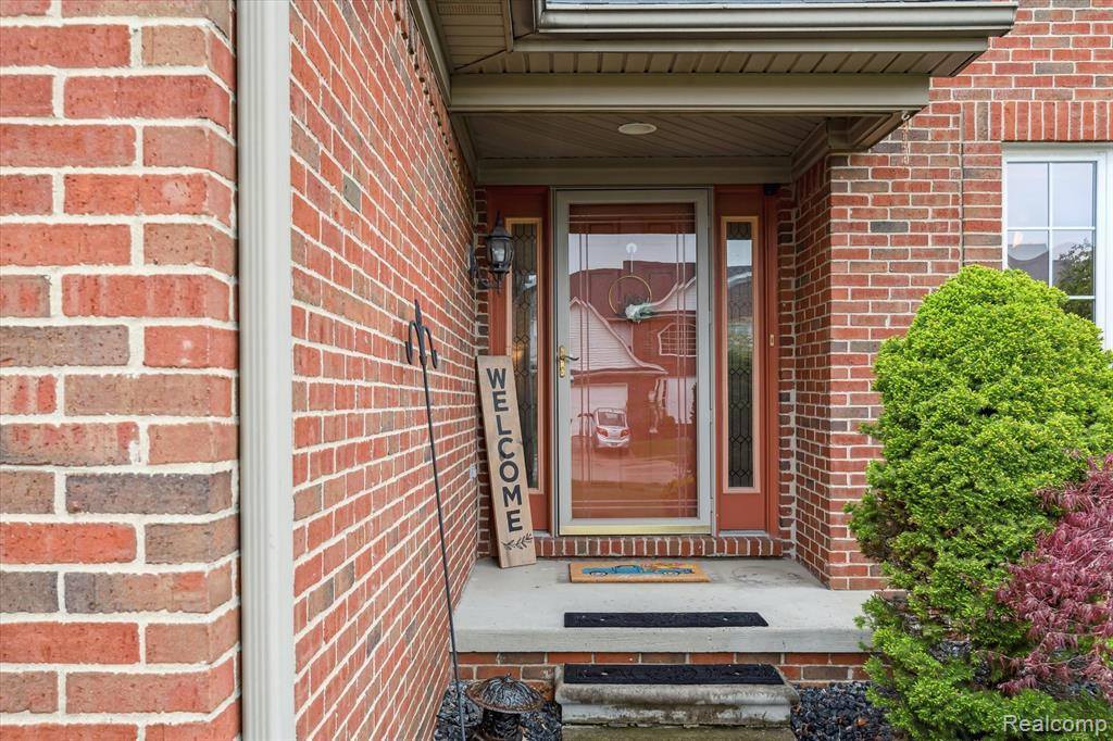 24406 Curt Drive, Brownstown Township, MI 48183