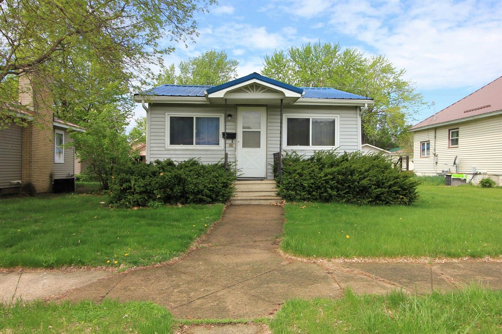 619 South Illinois St, Prairie Du Chien, WI 53821