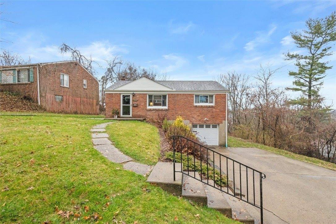 1324 McCully Road, Castle Shannon, PA 15234