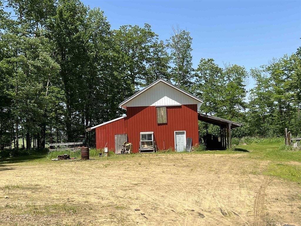 5586 Grant Road, Vesper, WI 54489