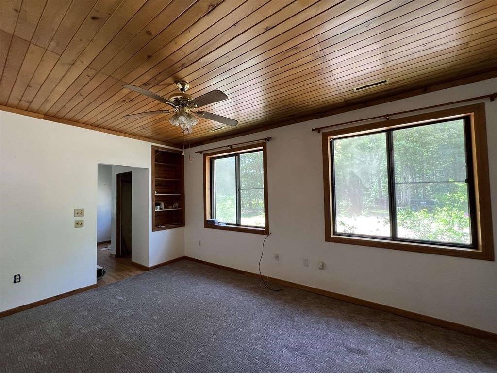 5586 Grant Road, Vesper, WI 54489