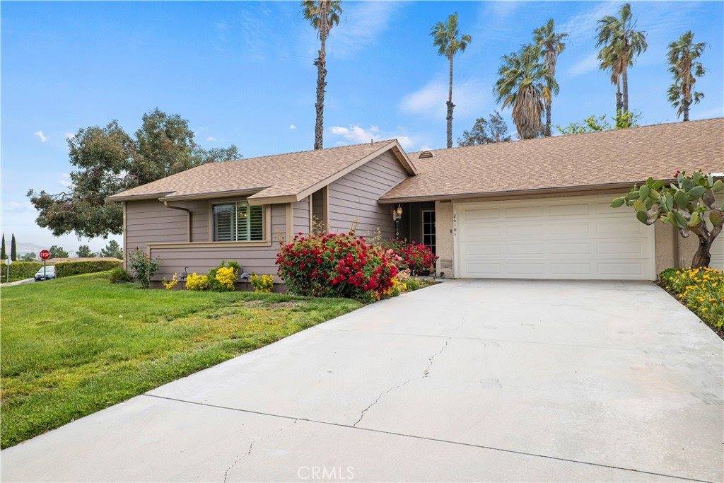 26101 Rainbow Glen Drive, Newhall, CA 91321