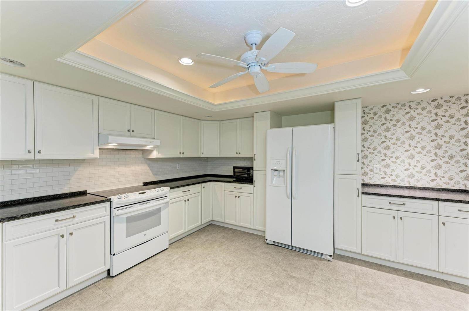 4529 Lake Vista Drive, Sarasota, FL 34233