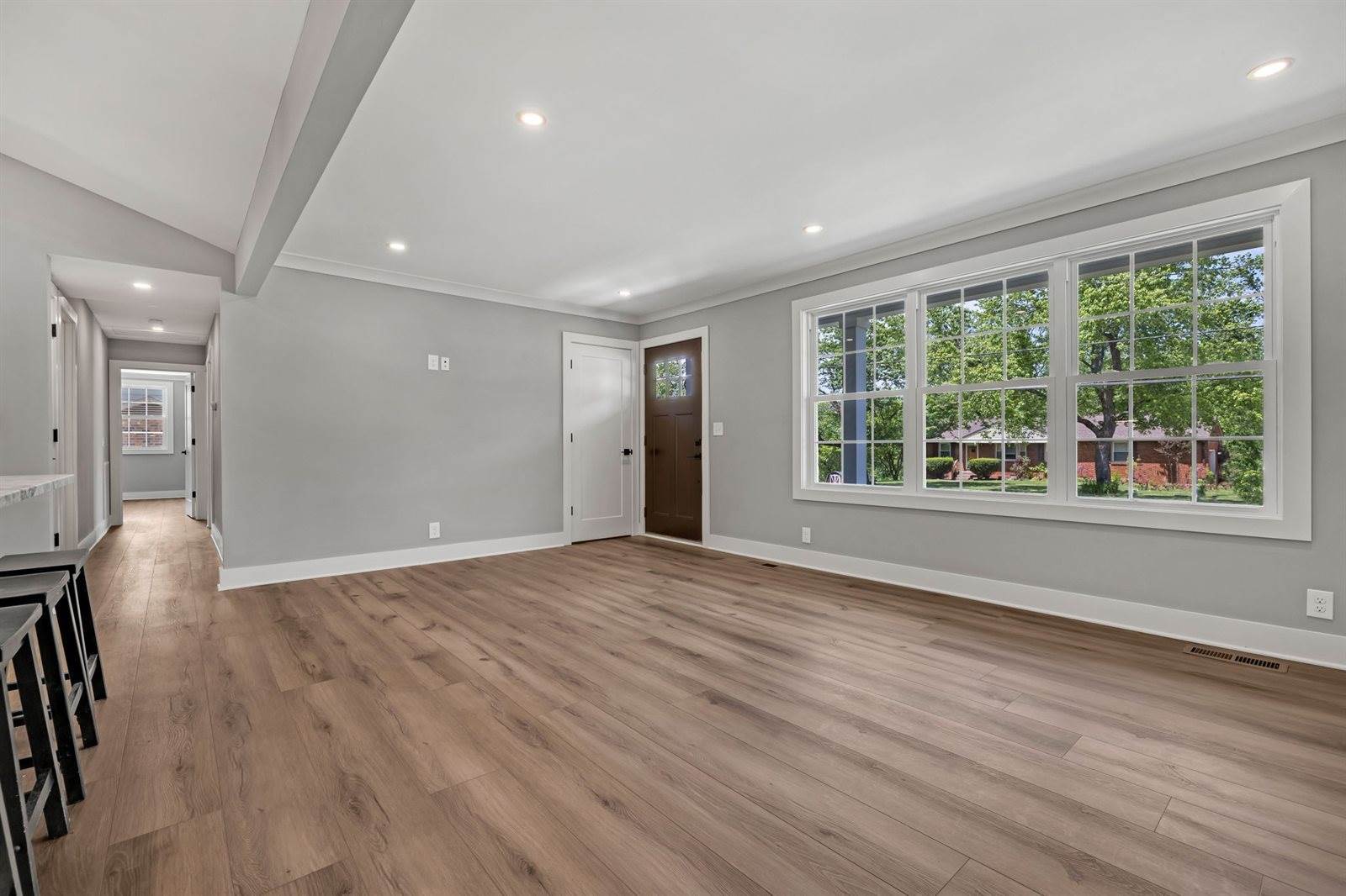 335 Brewer Dr, Nashville, TN 37211