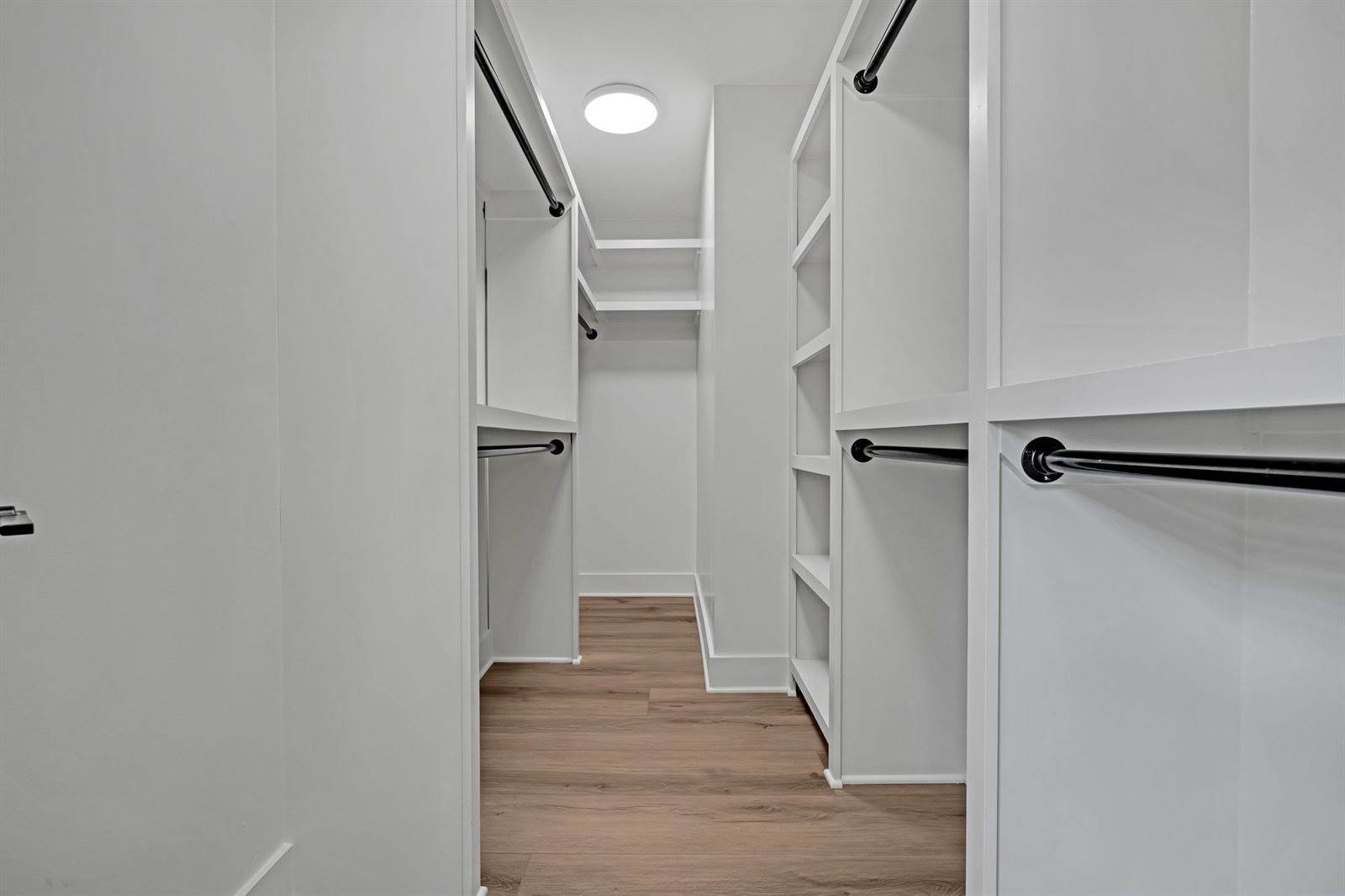 335 Brewer Dr, Nashville, TN 37211