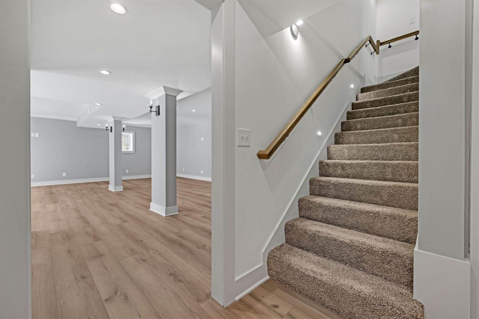 335 Brewer Dr, Nashville, TN 37211