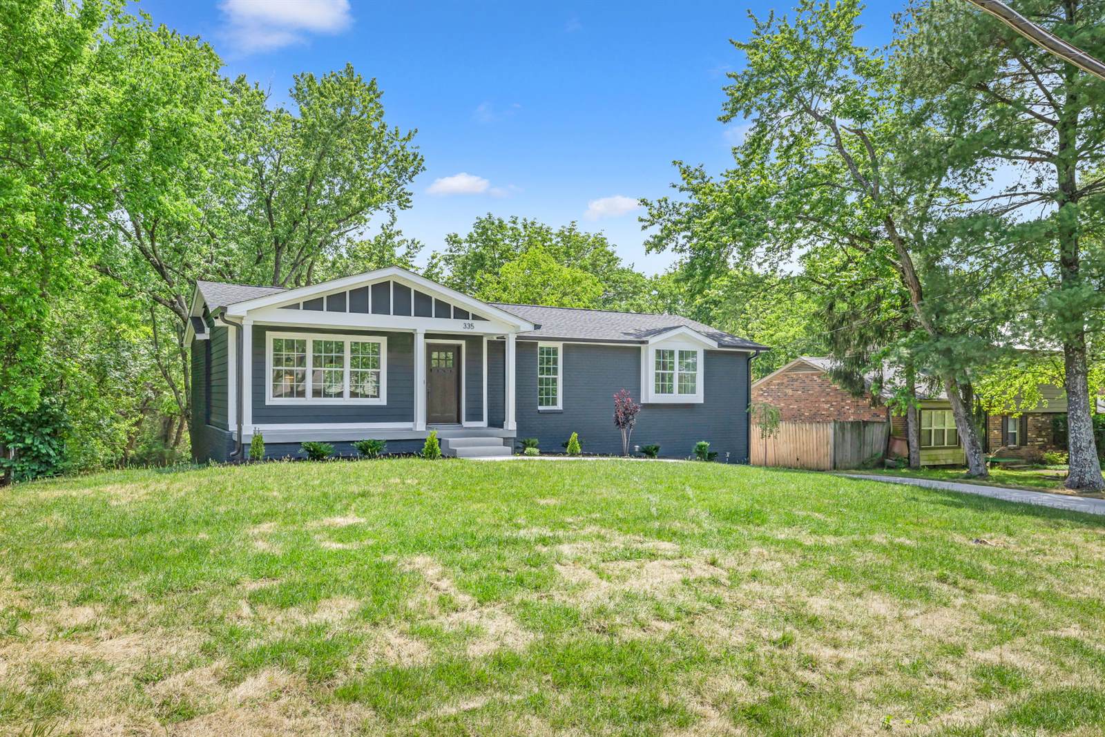 335 Brewer Dr, Nashville, TN 37211