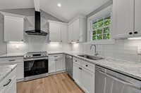 335 Brewer Dr, Nashville, TN 37211