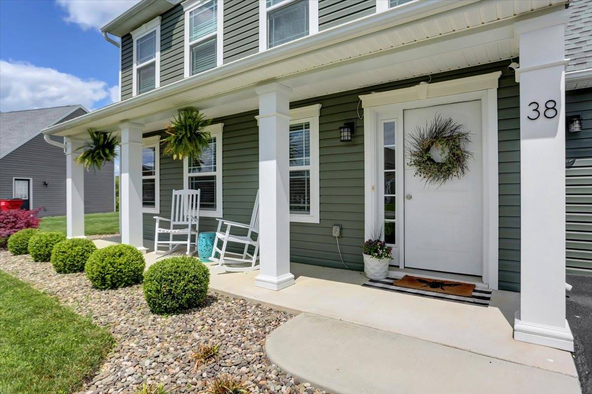 38 W Clarissa Drive, Shippensburg, PA 17257