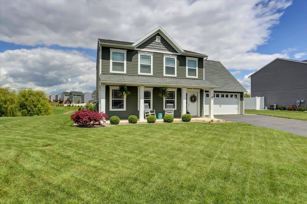 38 W Clarissa Drive, Shippensburg, PA 17257
