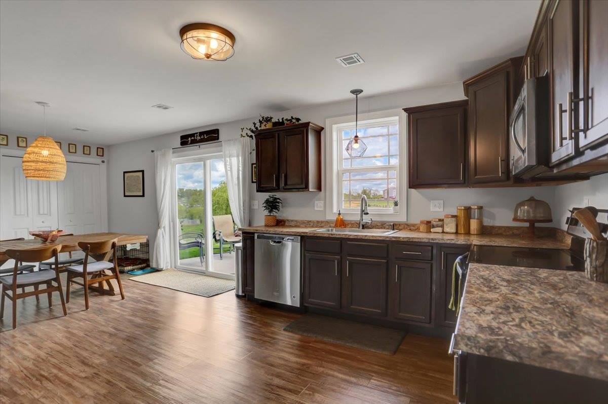 38 W Clarissa Drive, Shippensburg, PA 17257