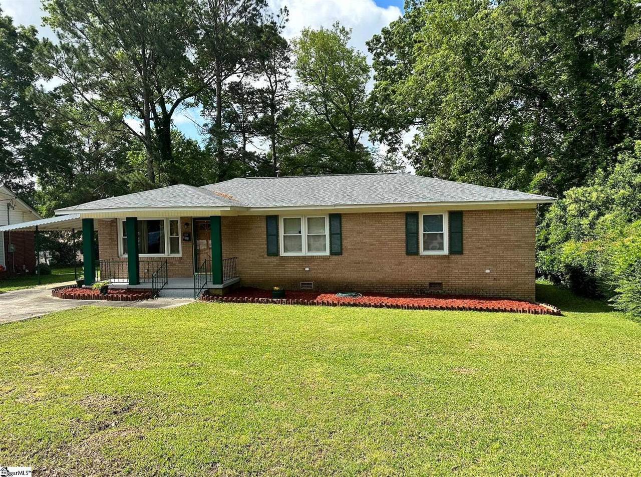 115 Cole, Greenwood, SC 29646