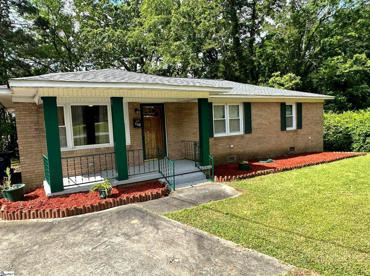 115 Cole, Greenwood, SC 29646