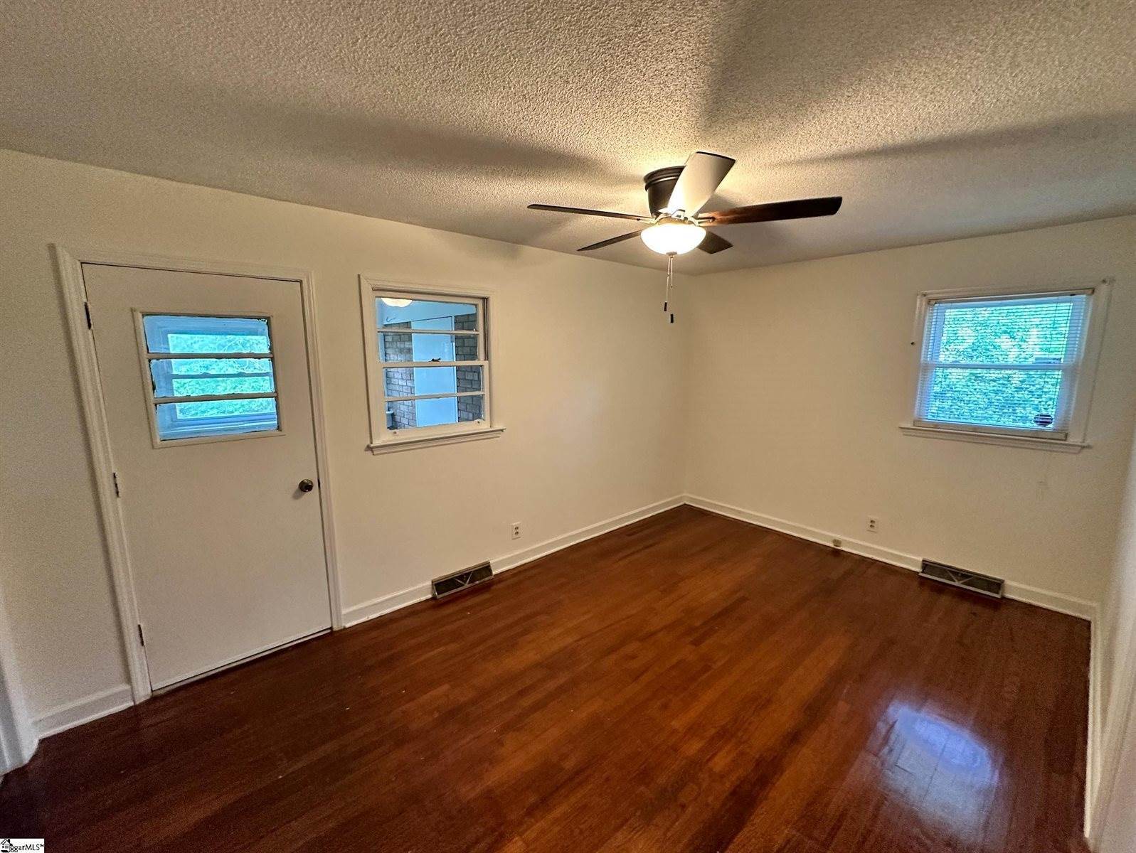 115 Cole, Greenwood, SC 29646