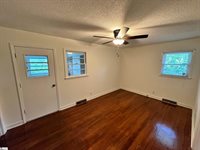 115 Cole, Greenwood, SC 29646